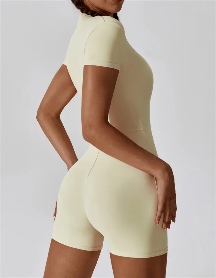 Nude one-piece yoga suit with stand-up collar