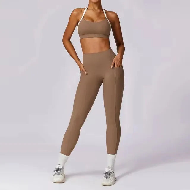 Elegant Yoga Set with Top Option