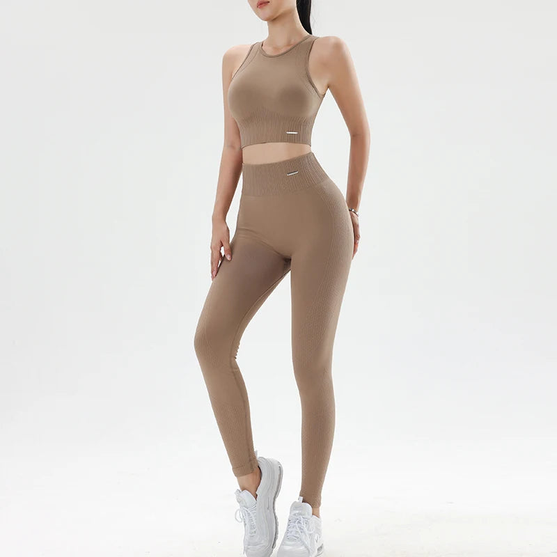 Popular 2025 Yoga 2-Piece Suit