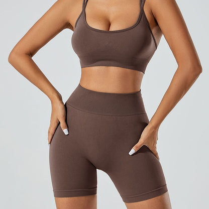 Fashionable Yoga Set with Butt Lifting Shorts