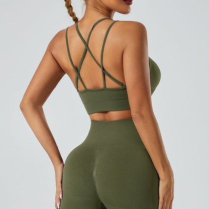 Fashionable Yoga Set with Butt Lifting Shorts